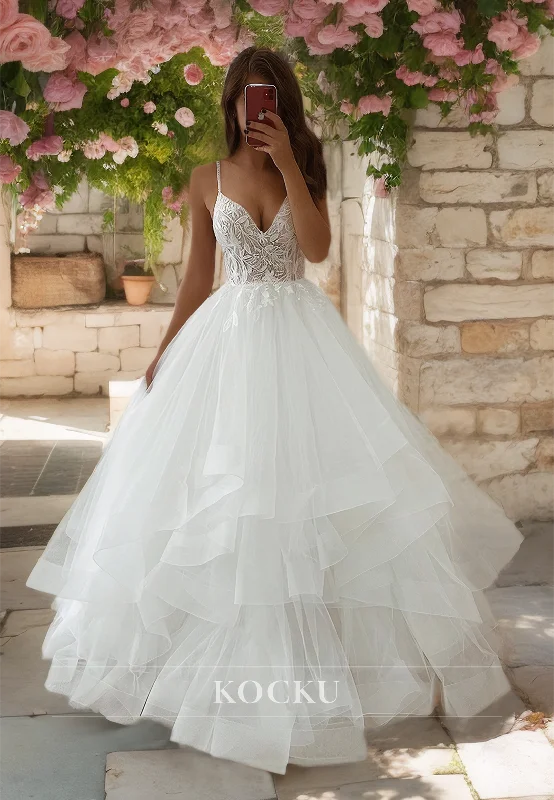 Low V-Line A-Line Spaghetti Straps Floor-Length Lace Beach Wedding Dress with Appliques Bridal Gowns Lace Back Wedding