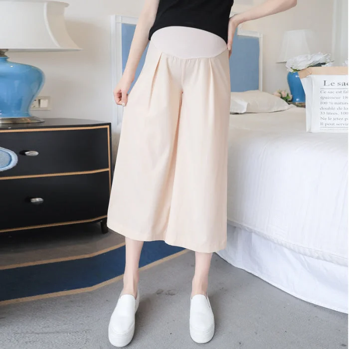 6821 Black Cropped Trousers