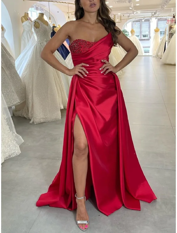 A-Line Evening Gown Elegant Dress Formal Christmas Red Green Dress Sweep / Brush Train Sleeveless Strapless Satin with Pleats Ruched Beading Velvet unclassified dresses