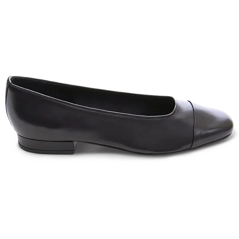 Flat Capped Toe Slip-on Breathable unclassified dresses