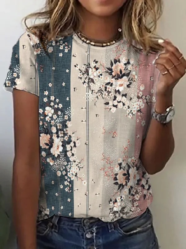 Women's Floral Crew Neck Regular Fit Short Sleeve T-Shirt AT10090 Printed Mini Skirt